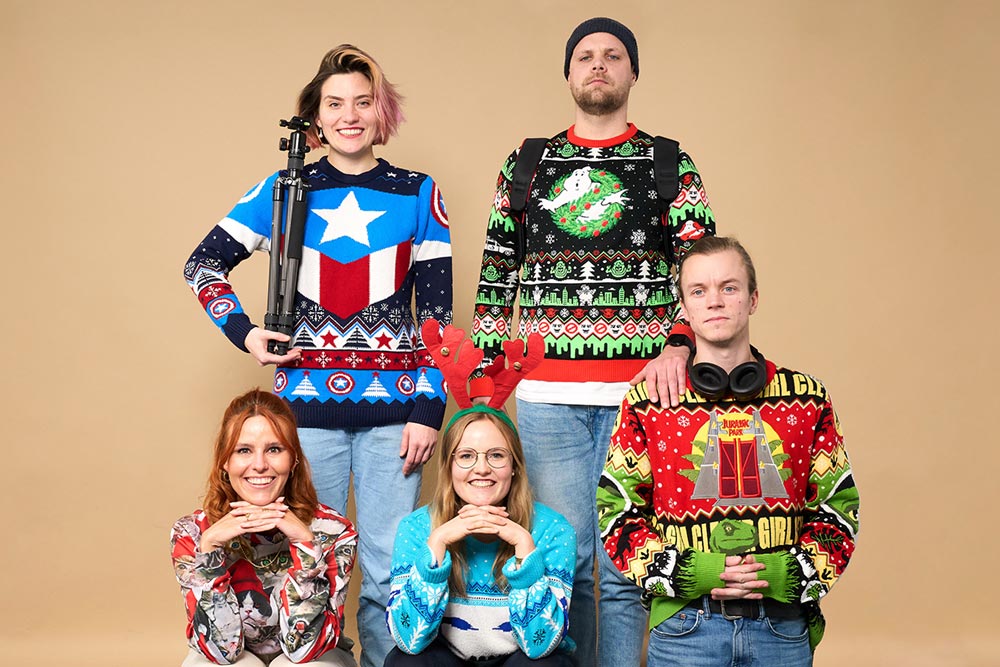 Gruppenfoto vom Marketing Team" title="Team Marketing Gruppenbild Christmas